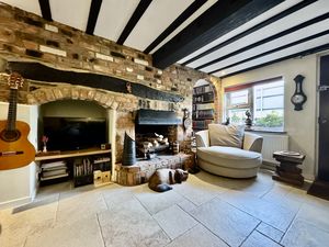 Photo 11- click for photo gallery